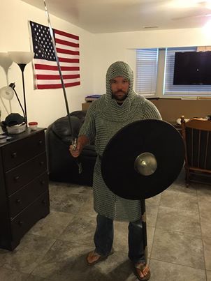 Trying out Jaime's chainmail. This thing weighs almost 100 pounds!